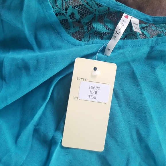 NEW teal lace tank - Picture 4 of 4